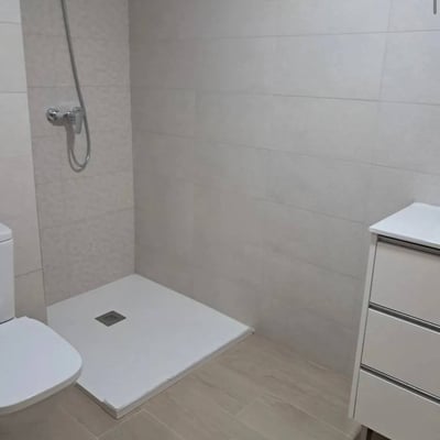 Rental of a new apartment, 3 bedrooms, 96 m², first rental, Alicante, Spain
